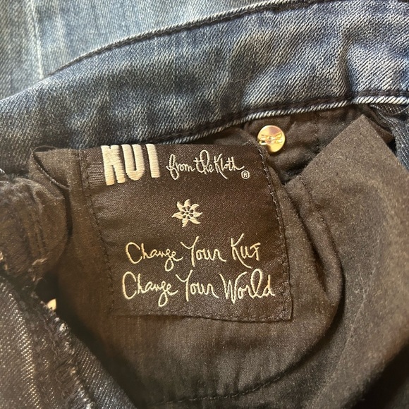 Women's Kut From the Kloth "Baby Bootcut" Jeans Tag Size 6S Measures 30 x 31 EUC - Picture 9 of 13